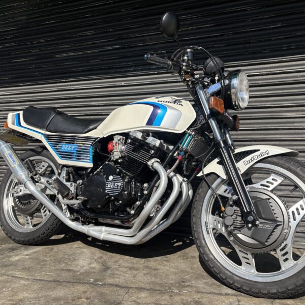 【大人なアナタへ】中古車　HONDA　CBX550F【PC04】カスタム車両　FCR　ウオタニ　エンジンOH済
